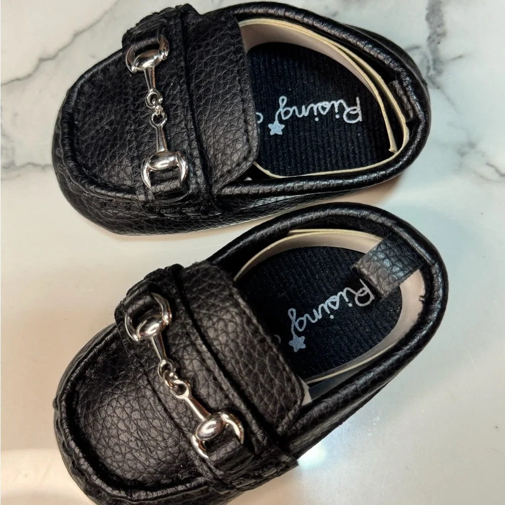 4/$15 Rising Star Black Moccasin Shoes for Infants